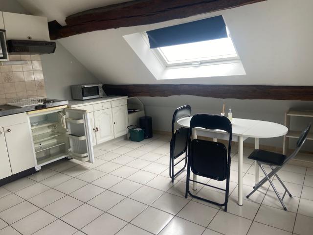 Agréable Appartement F2 meublé au centre ville
