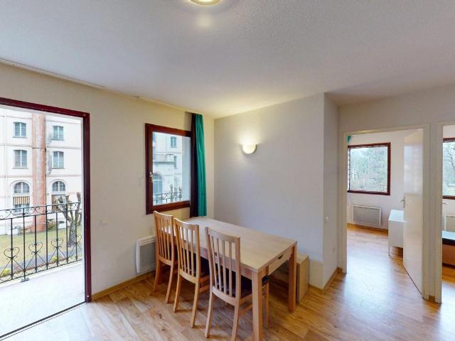 Agréable apt de type 3 meublé avec balcon – face au parc du Casino