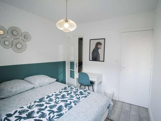 Agréable chambre avec dressing – 11m² LY09