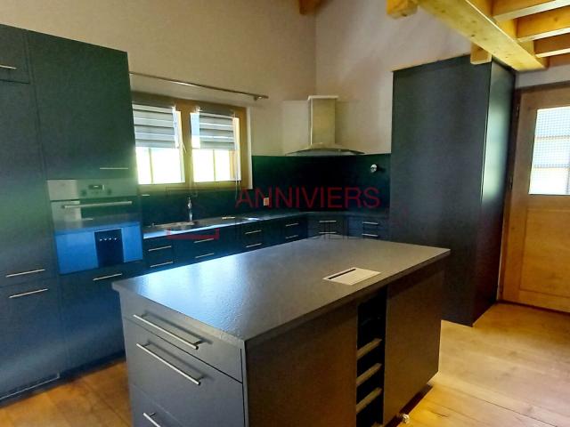 Agréable et spacieux duplex 4.5 pièces en attique à Grimentz, calme | dreamo. Ch