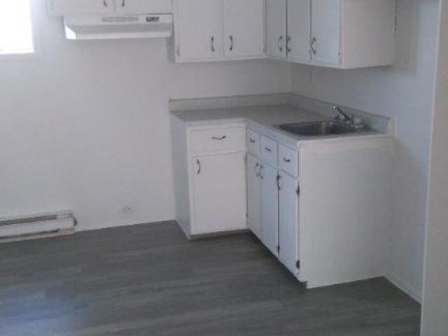 Agréable logement 41/2 Demi ss à louer, Sorel Tracy Viens Visitez!