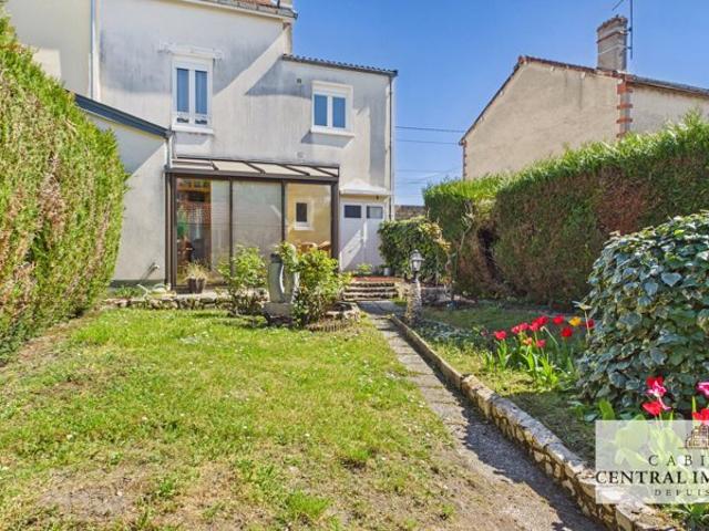 Agréable maison à 10mins de la gare