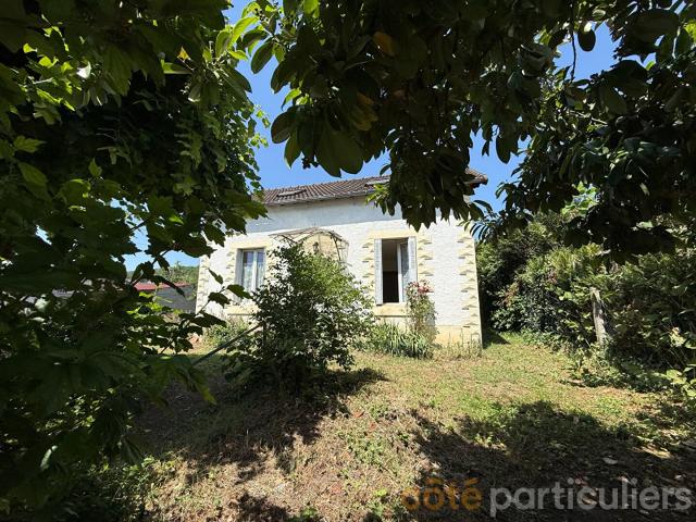 Agréable maison de ville avec jardin et garage 86m² Saint Amand Montrond