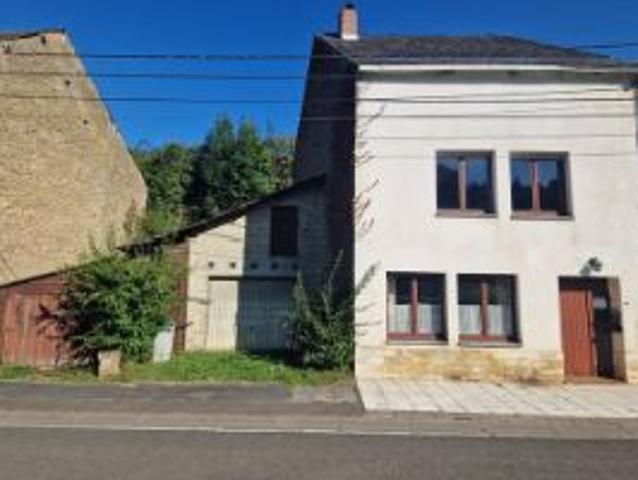 Agréable maison offrant d’intéressants volumes exploitables