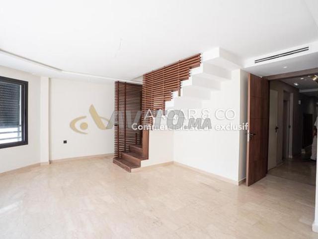 Agréable studio duplex à Bourgogne