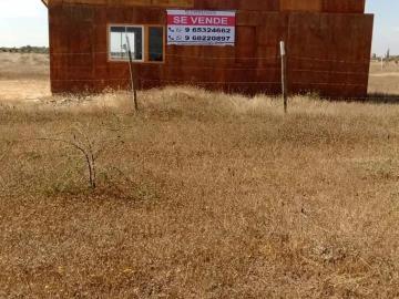 Agrícola en Ñiquén