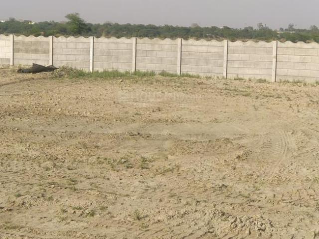 Agricultural Land in Vrindavan for resale Mathura. The reference number is 11848075