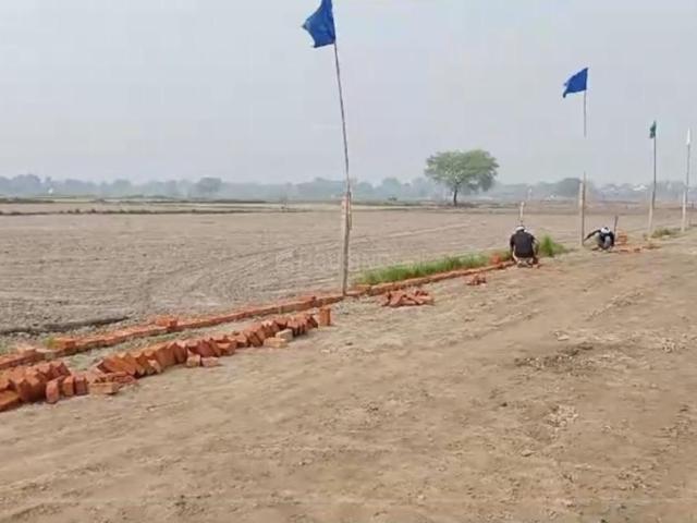 Agricultural Land in Kishor Pura for resale Vrindavan. The reference number is 14024409