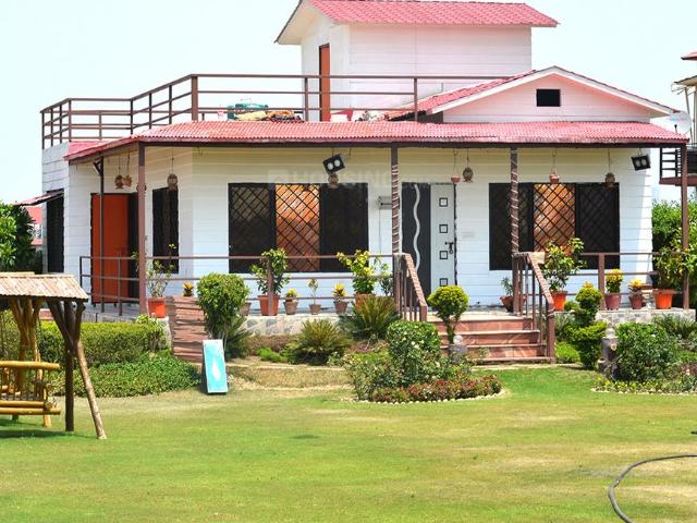 Agricultural Land in Sector 135 for resale Noida. The reference number is 17776233