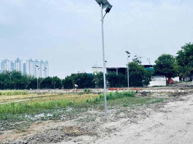 Agricultural Land in Sector 135 for resale Noida. The reference number is 20119790