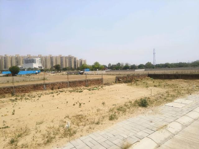 Agricultural Land in Sector 95B for resale Gurgaon. The reference number is 18438127