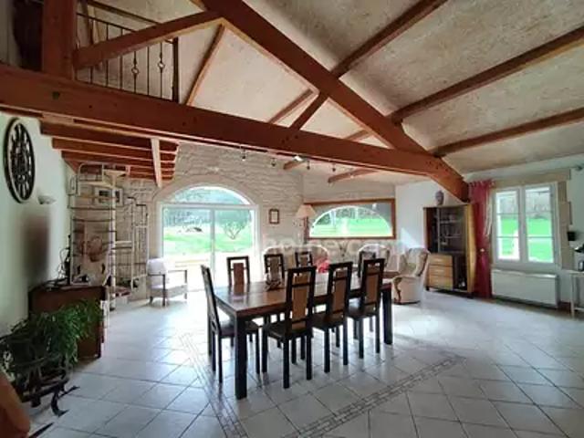 Agris 16110 Achat / Vente maison 7 pièces t7 jardin terrasse