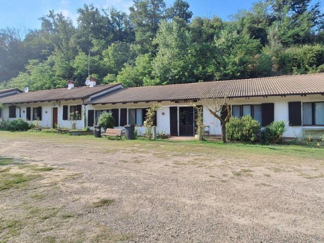 Agriturismo in Vendita a Bologna