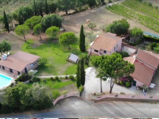 AGRITURISMO in VENDITA a BIBBONA