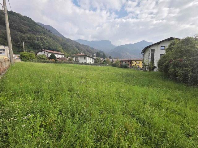 Agriturismo in vendita a Introbio