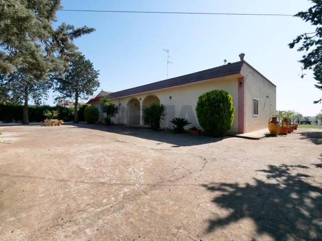 Agriturismo in vendita a Mottola