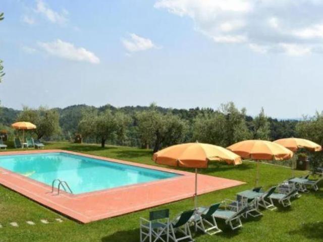 Agriturismo in vendita a Montecastello Pontedera 700 mq Rif: 969645