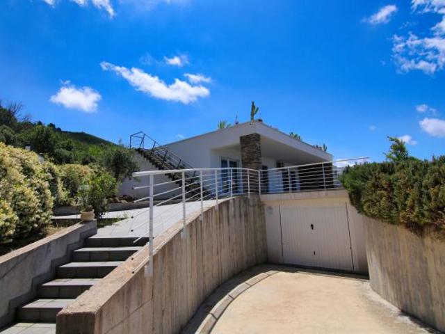 Agropoli, il mare la tranquillit e la privacy nella moderna villa a schiera