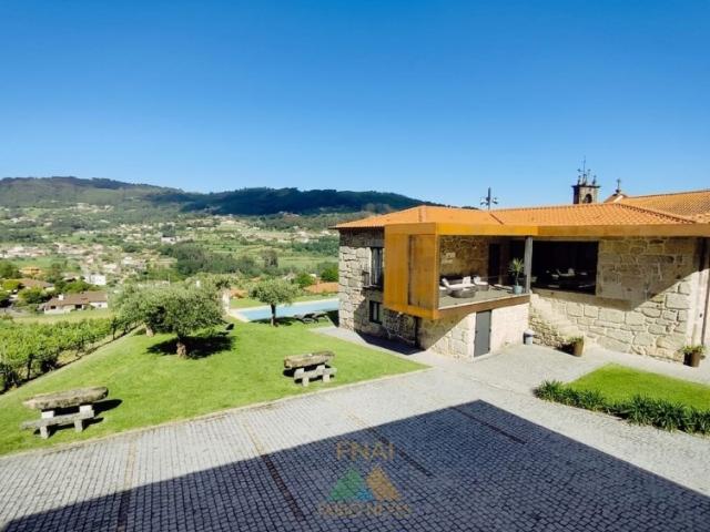 Agroturismo de charme com 12 suites e piscina em Ponte da Barca