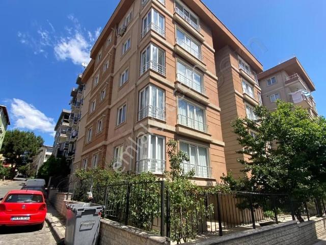 Agt'den İnkılap Mah.site İçersinde 126m2 3+1 Boş Satılık Konut