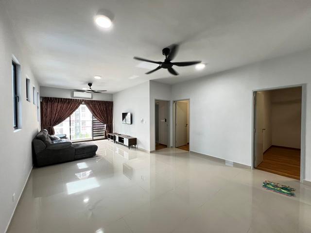 Admiral Residence 4 Room POOL VIEW Melaka City