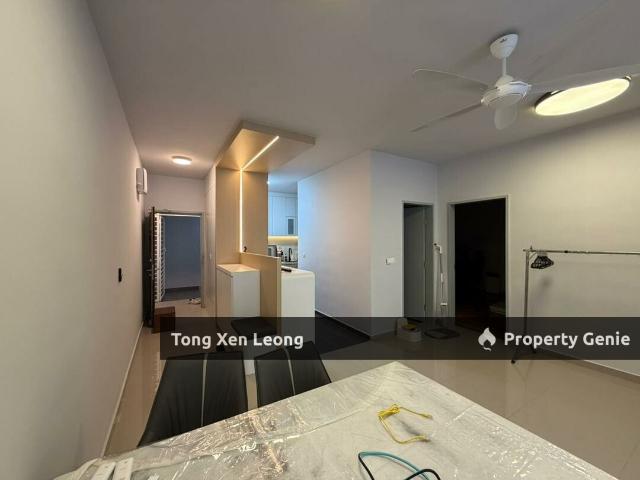 Admiral Residence 3 Bedroom Unit For Rent !