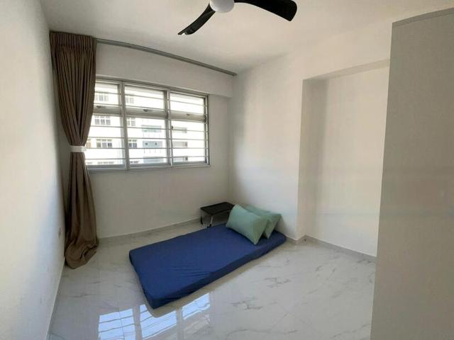 Admiralty Flora Woodlands, HDB 4 Rooms