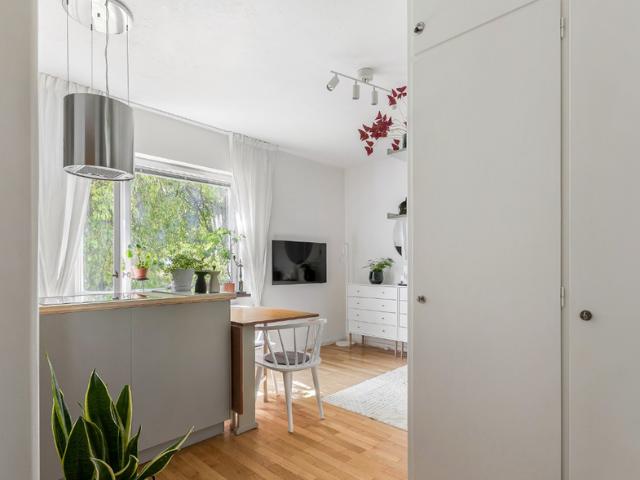 Adolfsbergsvägen, Bromma