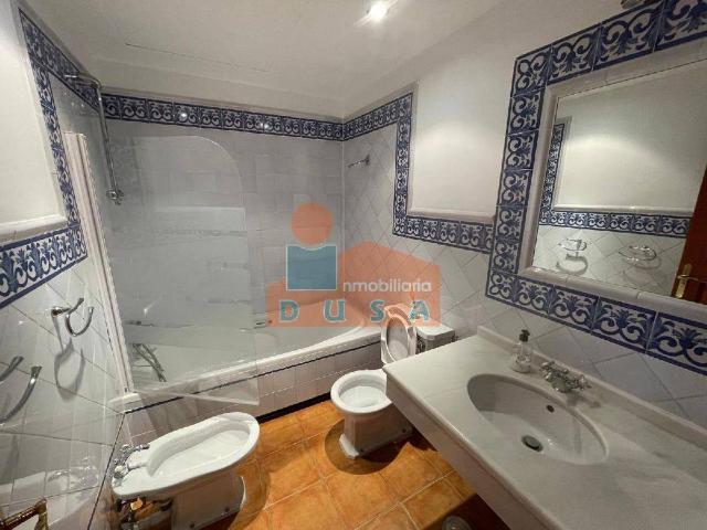 ADOSADA EN LAS BRISAS | 3.000 €, 200 m²