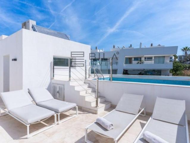Adosada en venta en Marbella, Rio Real