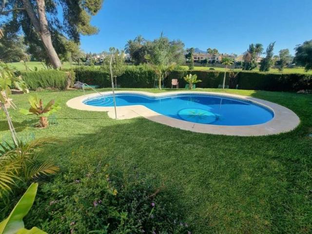 Adosada en venta en Marbella