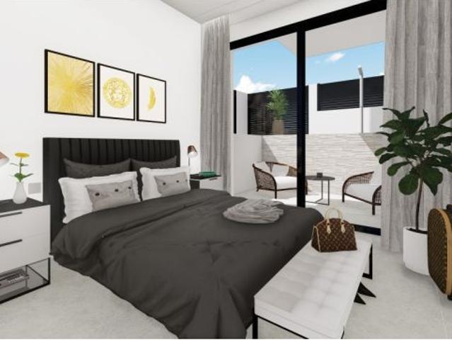 Adosada en Venta en Mata, La Alicante