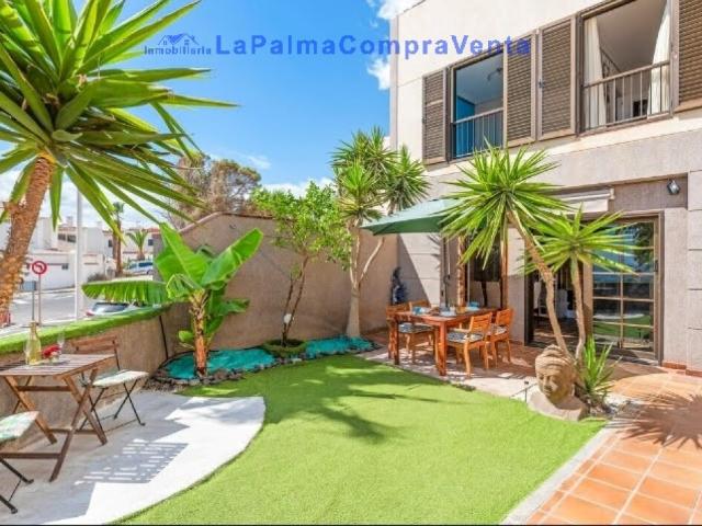 Adosada en Venta en Medano, El Santa Cruz de Tenerife