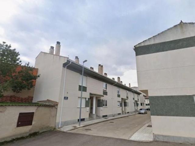 Adosada en venta en Monfarracinos, Castilla y leon