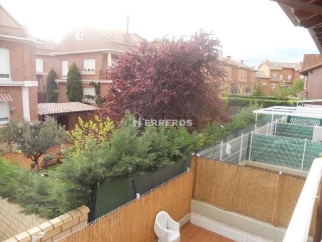 Adosada en venta en Navarrete, Navarrete