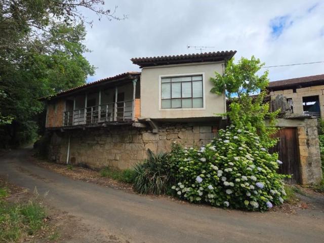 Adosada en venta en Ourense