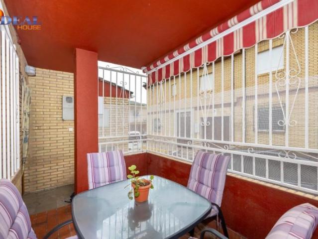 Adosada en venta en Atarfe