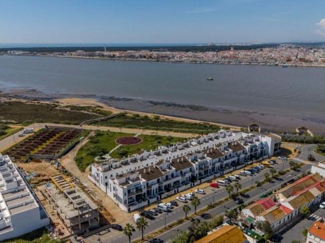 Adosada en venta en Ayamonte, Bda. Isla Canela