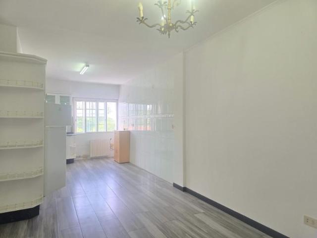 Adosada en venta en A Coruña, Mesoiro