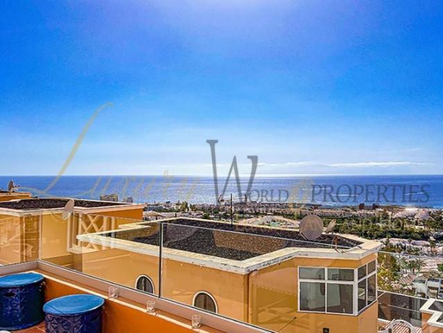 Adosada en venta en Adeje, Avenida Europa, 38660