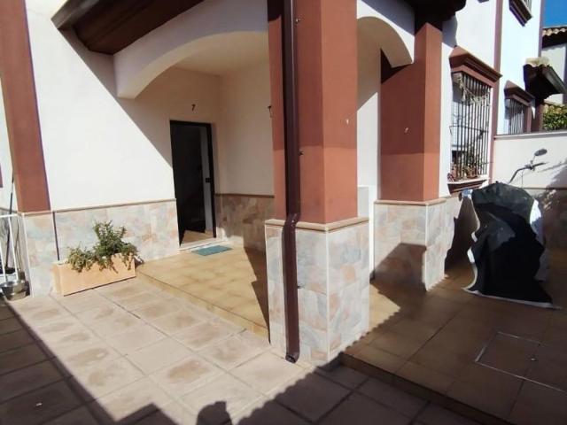 Adosada en venta en Alcalá del Río, Bda Mirador de la Vega