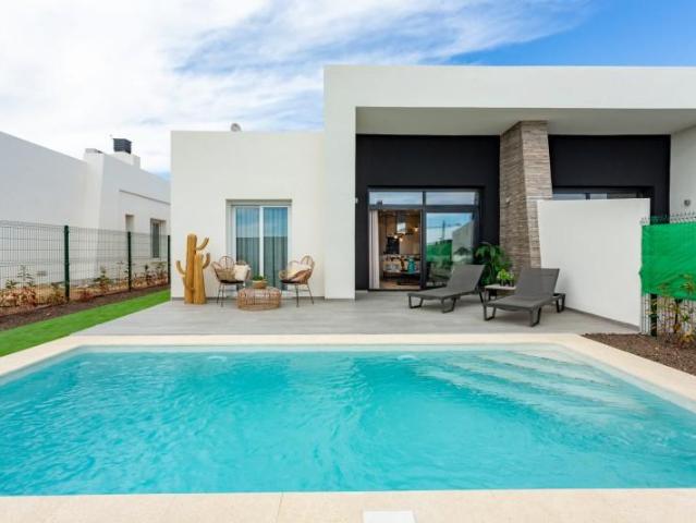 Adosada en venta en Algorfa, La Finca Golf