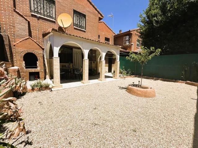 Adosada en venta en Arganda del Rey, LA POVEDA