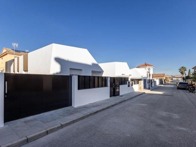 Adosada en venta en Belicena, Vega de granada zona noroeste