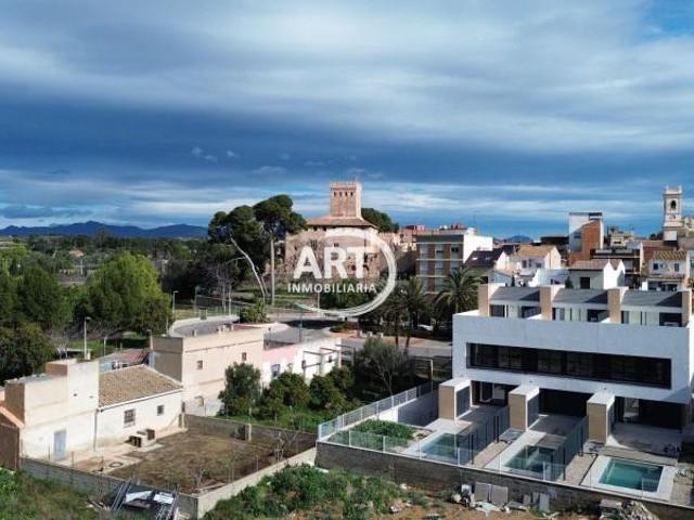 Adosada en venta en Benisanó
