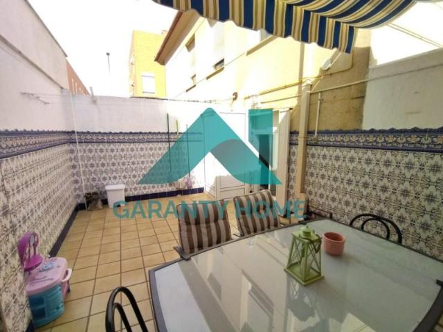 Adosada en venta en Cáceres, FRATRES
