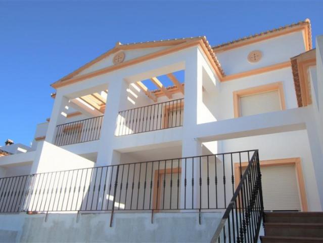 Adosada en venta en Calpe, Empedrola