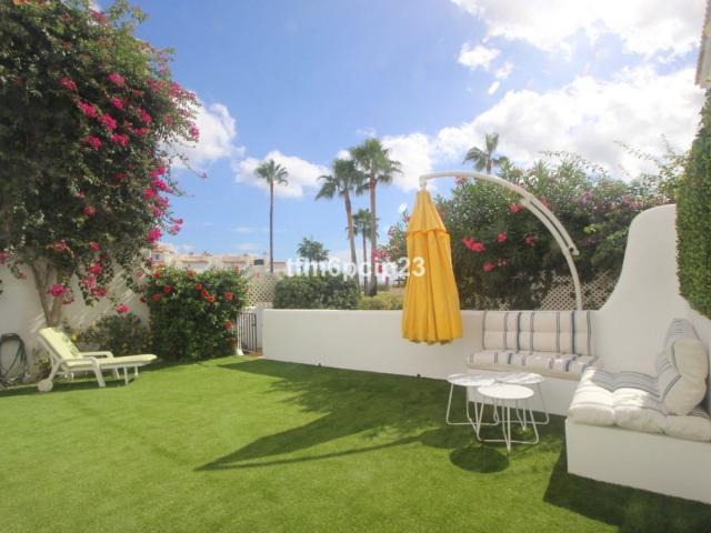 Adosada en Venta en Casares Málaga