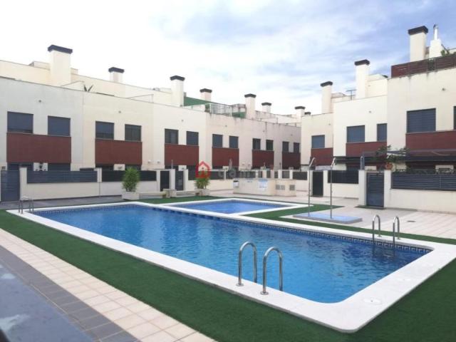 Adosada en venta en Castellón de la Plana, Pau Lledó