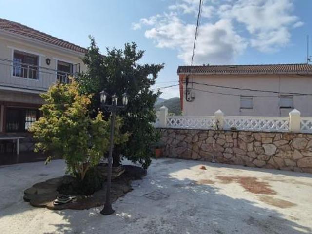 Adosada en venta en Castro Urdiales, Otañes Baltezana Ontón